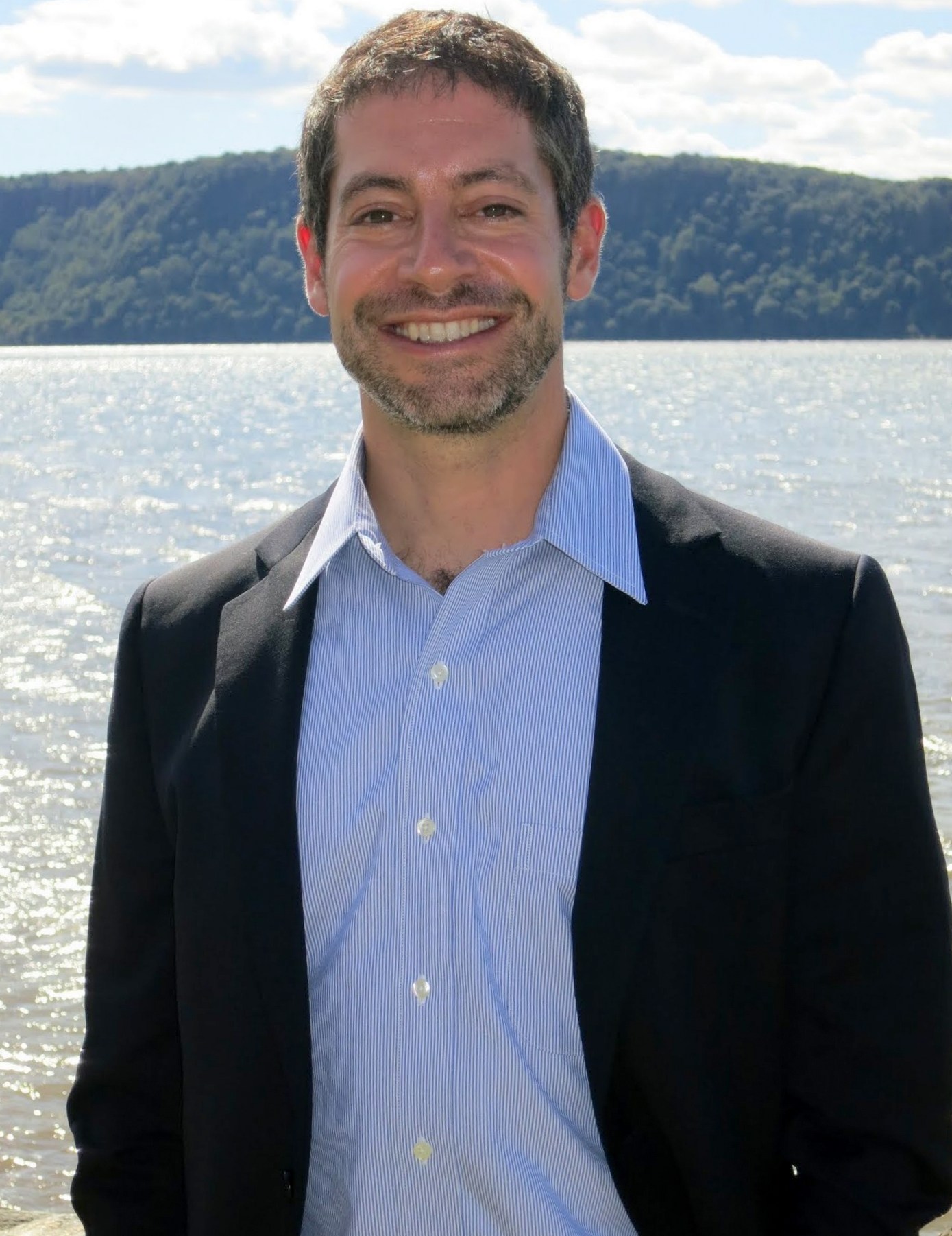 Portrait of Harry Surden, Professor of Law at the University of Colorado Law School and Associate Director of Stanford CodeX